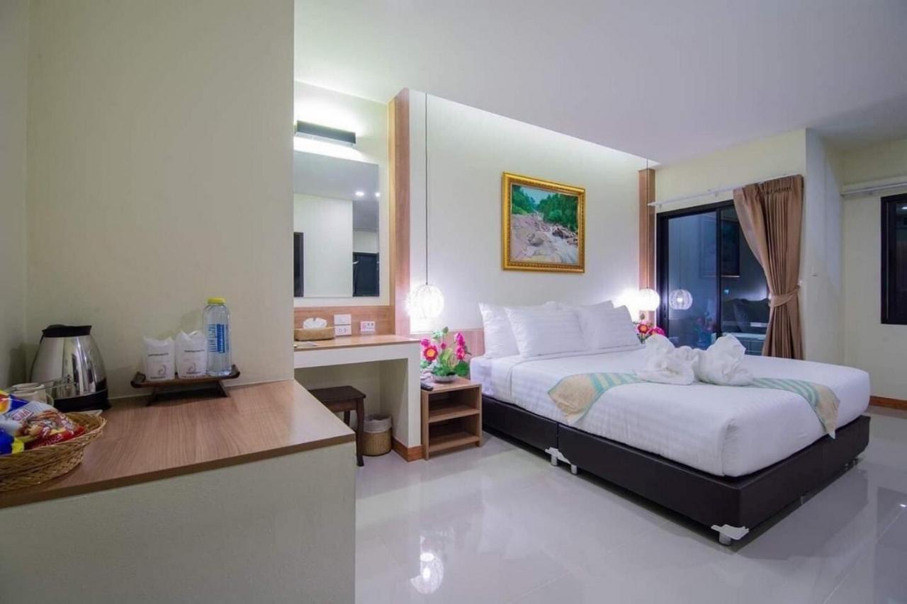 Pura Nakhon Hotel Nakhon Si Thammarat Exterior foto