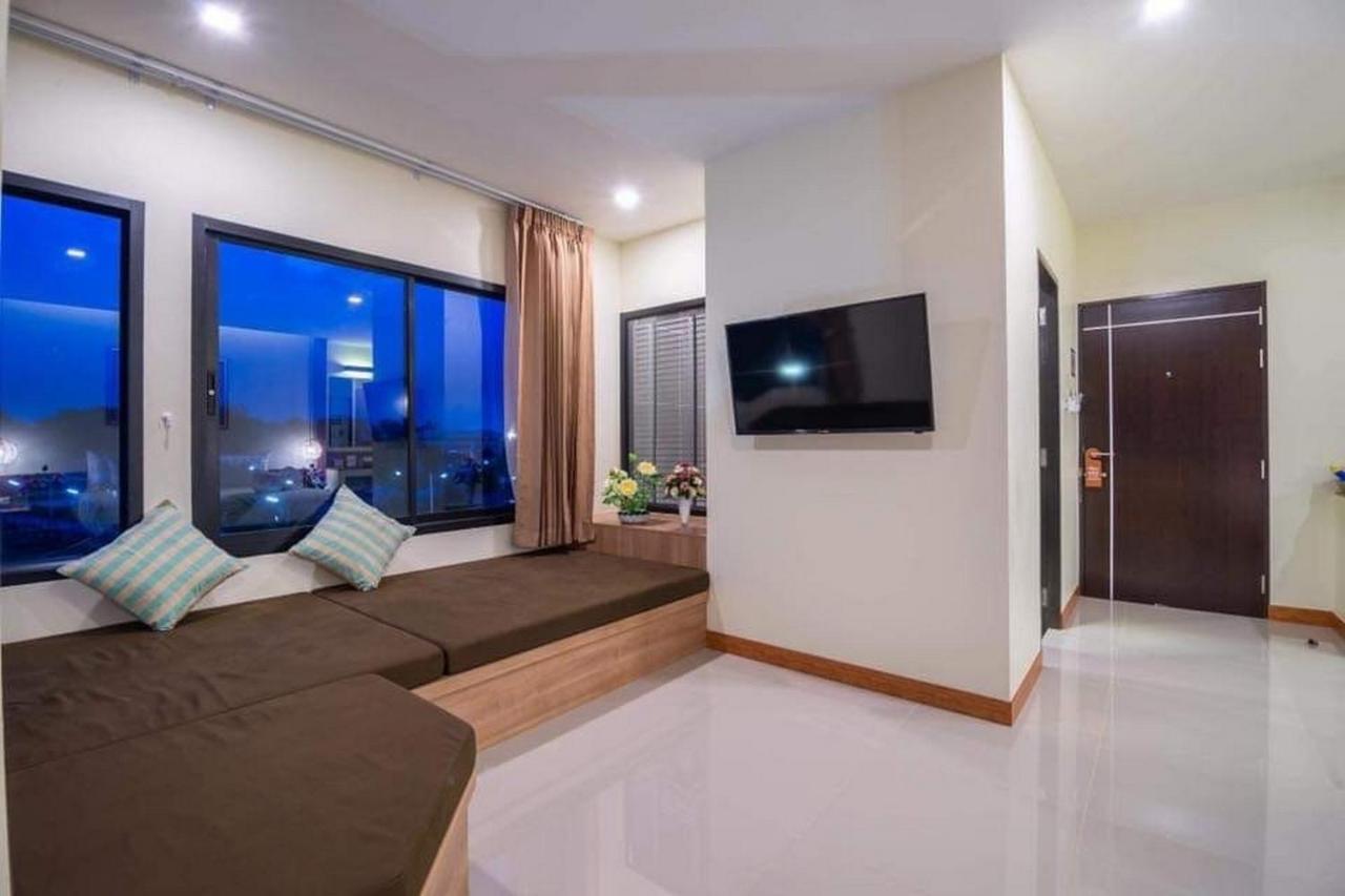 Pura Nakhon Hotel Nakhon Si Thammarat Exterior foto
